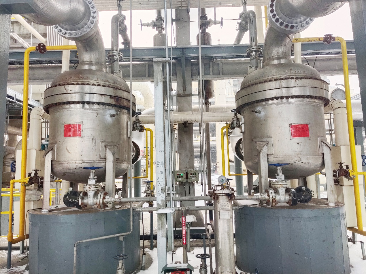 Methanol filter