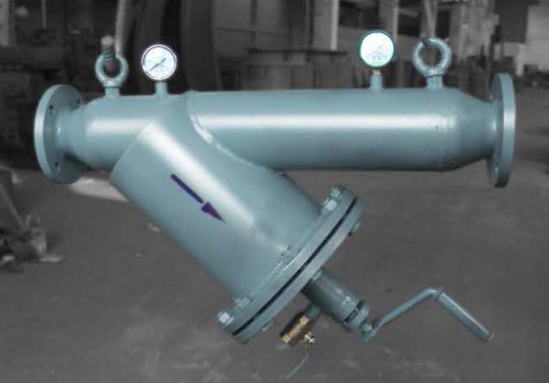 Hand brush type self-cleaning filter